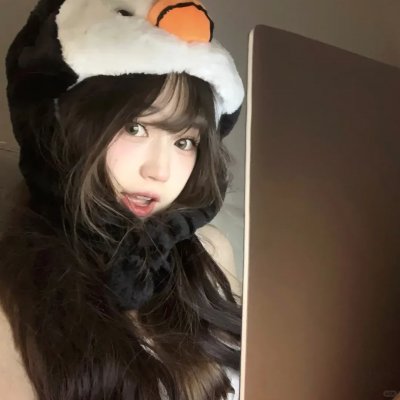倒挂的爱丽丝